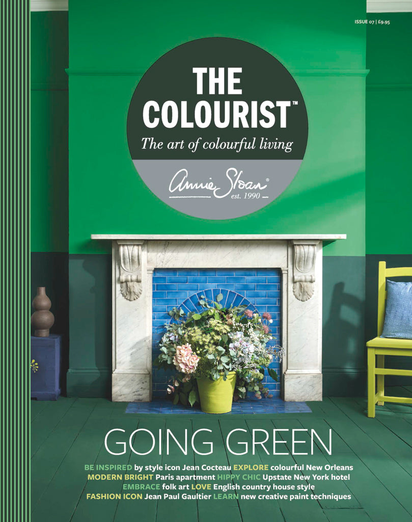 Det här numret av The Colourist är den 7:e upplagan av Annies inspirationsbibel The Colourist. Som alltid är magasinet fullproppat med fantastiska, exklusiva fotografier av målade möbler, hem-hos-besök och steg-för-steg.