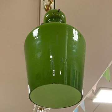 Italiensk elegant pendellampa i olivgrönt Murano-glas som ger ger en unik atmosfär. Denna enastående pendellampa designad av Targetti Sankey i muranoglas är helt underbar.