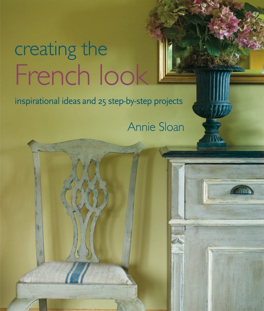 I boken Creating the French Look frammanas ett sätt att leva efter, med den goda franska mat, det lugna tempot och framför allt sitt förflutna som många känner nostalgi för. 