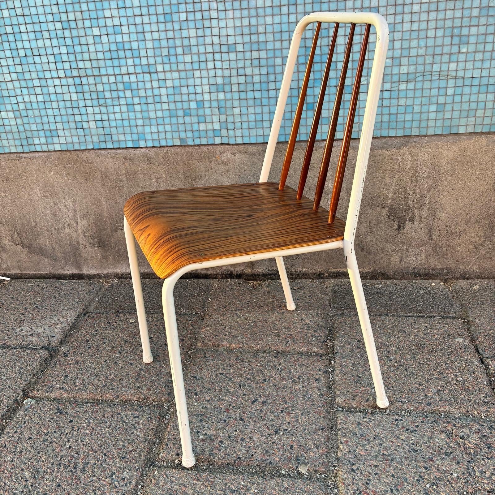 Ett par vintagestolar från Bjärnum