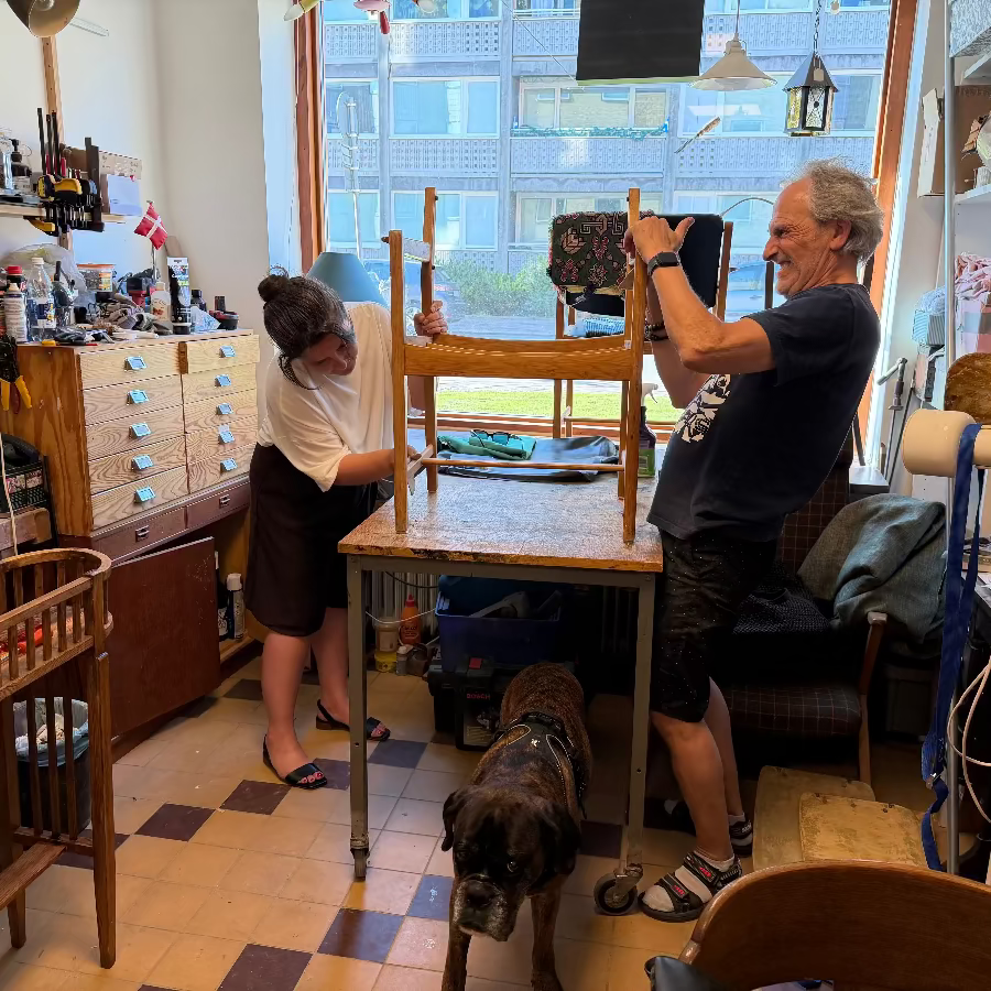 Renovera  mera - möbelrenovering & tapetsering 5 gånger
