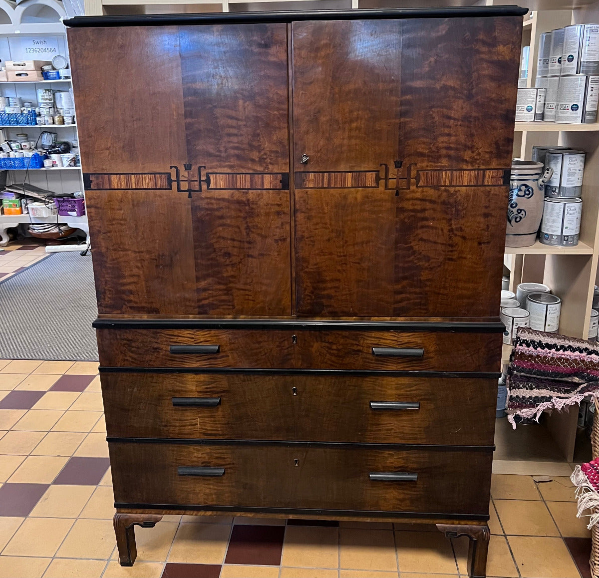 Skåp i Art Deco design – en tidlös pärla i hemmet