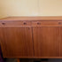 Sideboard i teak från 60-talet i tidlös skandinavisk design
