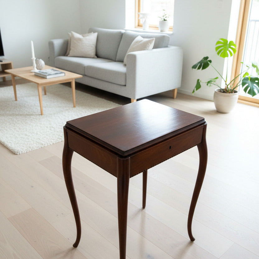 Sybord i nyrokoko med charm