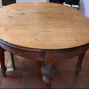 Gammalt furubord med vacker patina