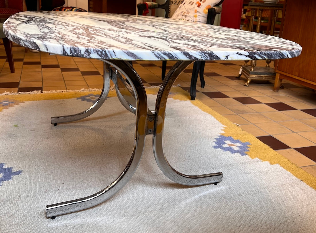 Elegant soffbord i marmor