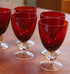 Röda vinglas i underbar design