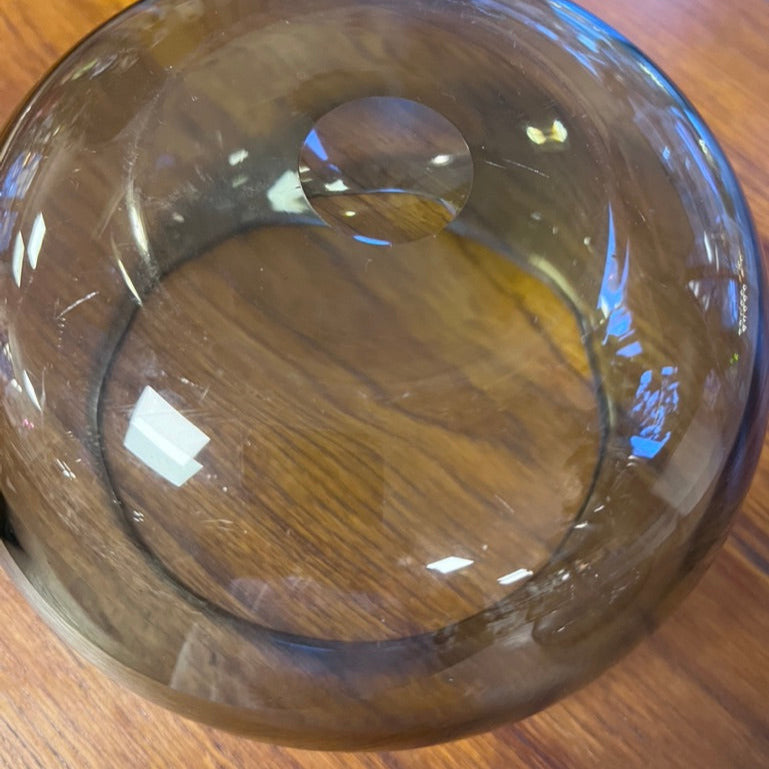 Rökfärgad glasskål