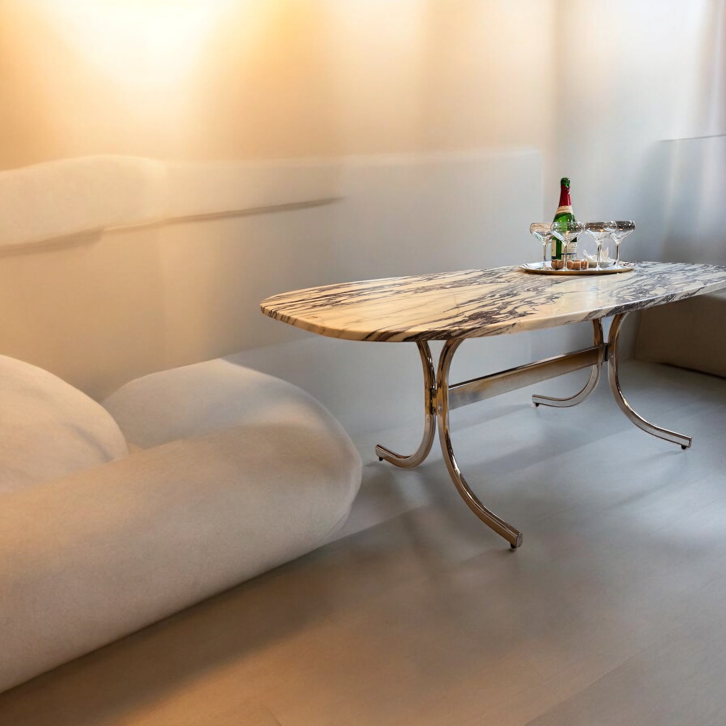 Elegant soffbord i marmor