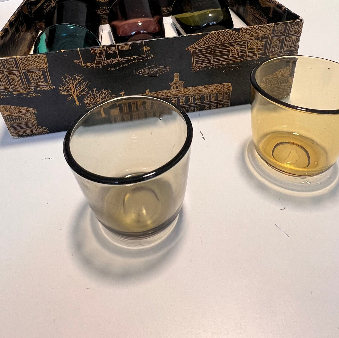 Underbara Kaj Frank glas från Nutajärvi.