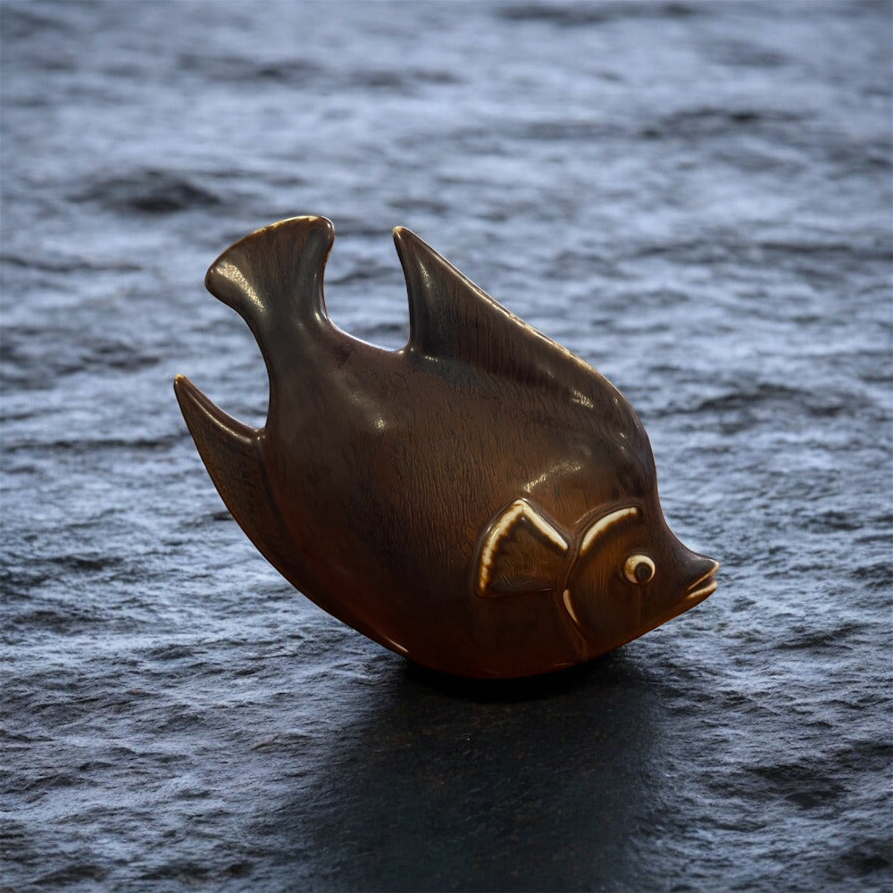 Fisk i stengods designad Gunnar Nylund