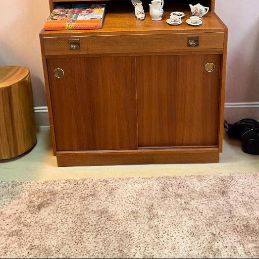 Sideboard i ren enkel stil