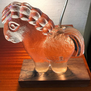 Häst i glas från Skruf glasbruk