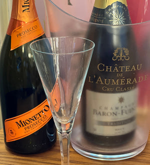 Champagnekylare med champagneglas